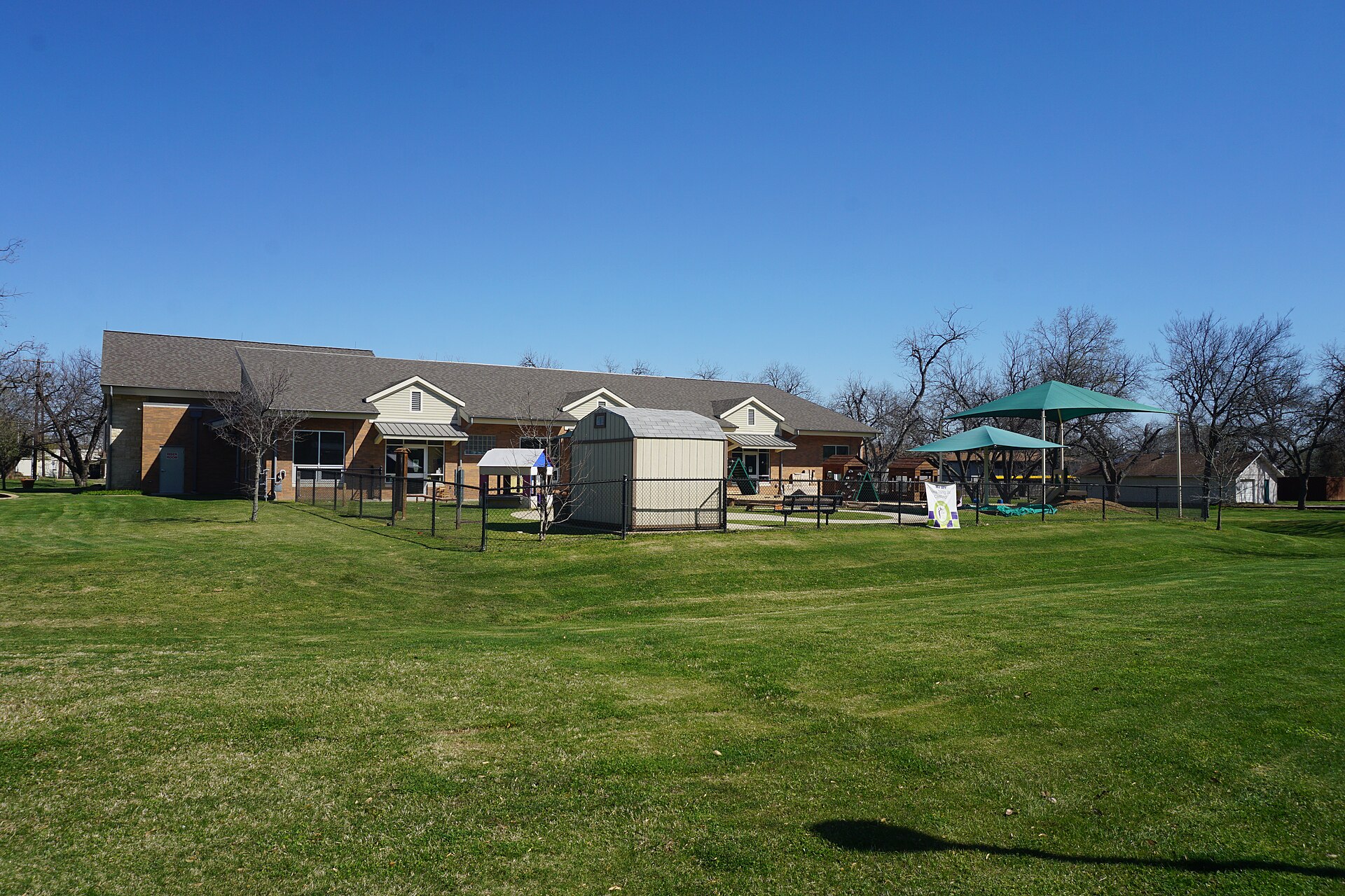 The Transforming Lives Child Development Center on the campus of the University of Texas at Arlington in Arlington , Texas ( United States ).